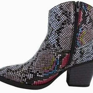 Women’s Sugar Multi Text Fall/Winter Booties New SnakenSkin design